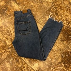 American Eagle Mom Jean